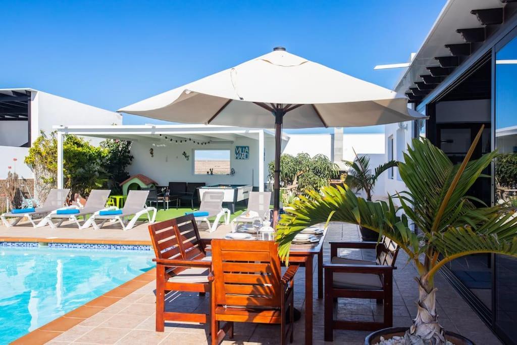 Villa Mario Lanzarote 普拉亚布兰卡 外观 照片